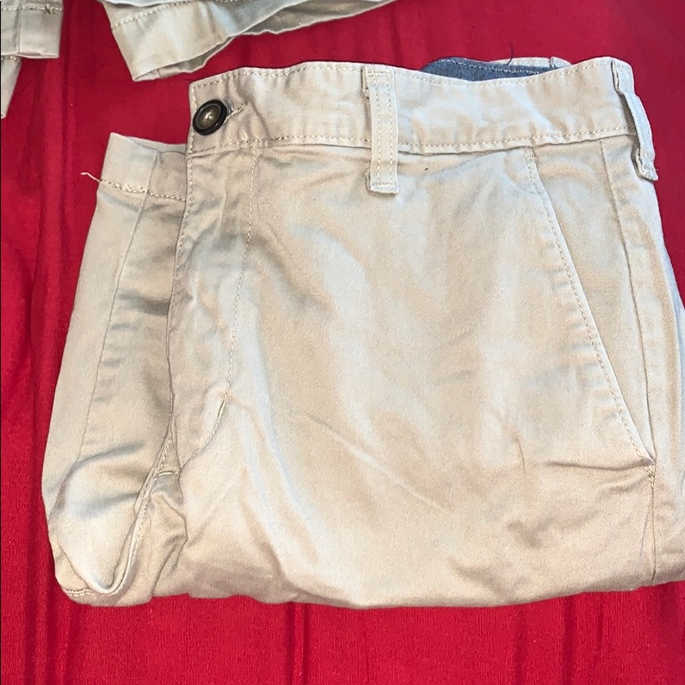 4 pairs of Gap tan shorts